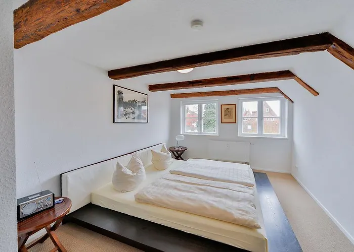 Am Holstentor لوبيك